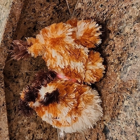 2014 Giraffe Stuffies - Picture 3 of 6